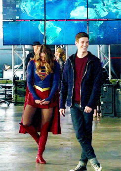 tumblr_ohbiglJwQZ1u9773so1_250.gif