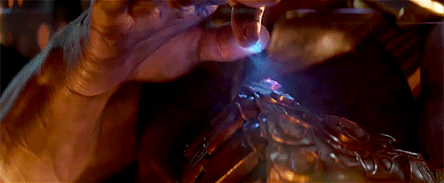 tumblr_p06ntb1OXD1r0xp4go9_r1_500.gif