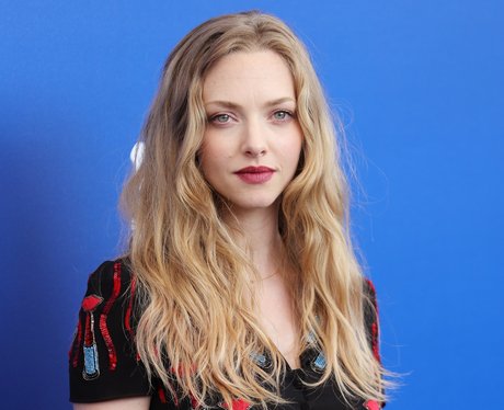 amanda-seyfried-1516202488-view-1.jpg