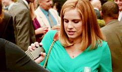 tumblr_n3o2zeCaub1r1c9x7o2_250.gif