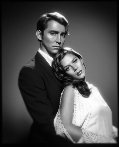 Emmy-Magazine-ned-and-chuck-846189_403_500.jpg