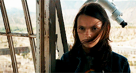tumblr_ofcn8ei8Jh1qk4fe1o3_r1_400.gif
