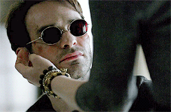 tumblr_nnzzdh7B1C1r88mw9o3_250.gif
