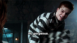 tumblr_p79zwaVhcC1v08u1wo2_400.gif