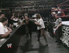 tumblr_n0svelaLvi1qaa8d1o5_250.gif