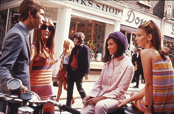 Londons_Carnaby_Street%2C_1966.jpg