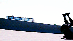 tumblr_o3xh1vgbNl1rr9dcxo1_250.gif