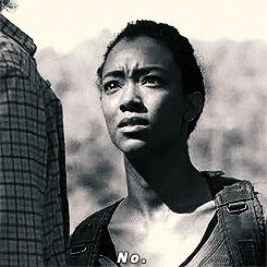 tumblr_nw38yqkKn81uoyjpco2_250.gif