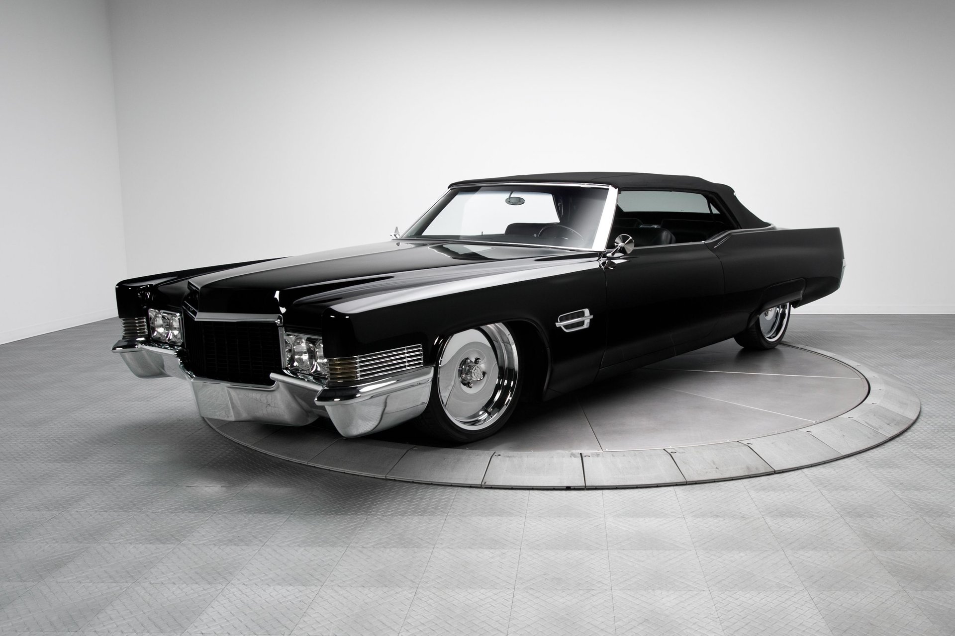 1970-cadillac-deville