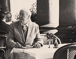 tumblr_mdimzm9Gsh1qe3p9bo3_250.gif