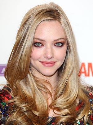 amanda-seyfried-300x400.jpg