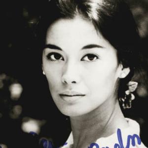 357952-france-nuyen.jpeg