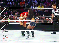 tumblr_nad30tYiAy1s04nqbo1_250.gif
