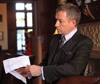 gotham-sean-pertwee-alfred.jpg