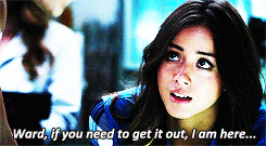 tumblr_mwkl1tSzv31s4v2glo3_r1_250.gif