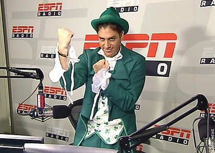 mikeleprechaun03_420.jpg