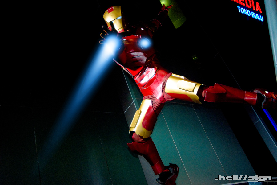 Repulsor_Ray_by_hellsign.jpg