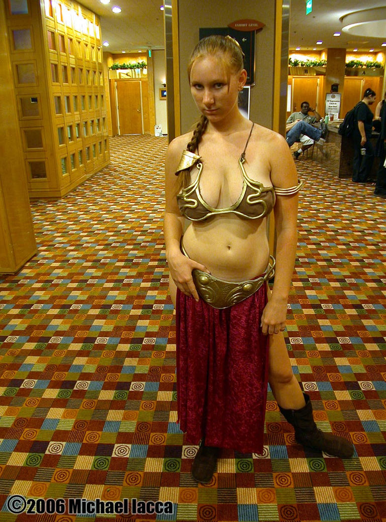 Princess_Leia_Slave_Girl_1_by_Insane_Pencil.jpg