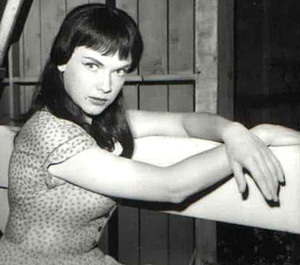 Jess-Belle-the-twilight-zone-1065305_300_265.jpg