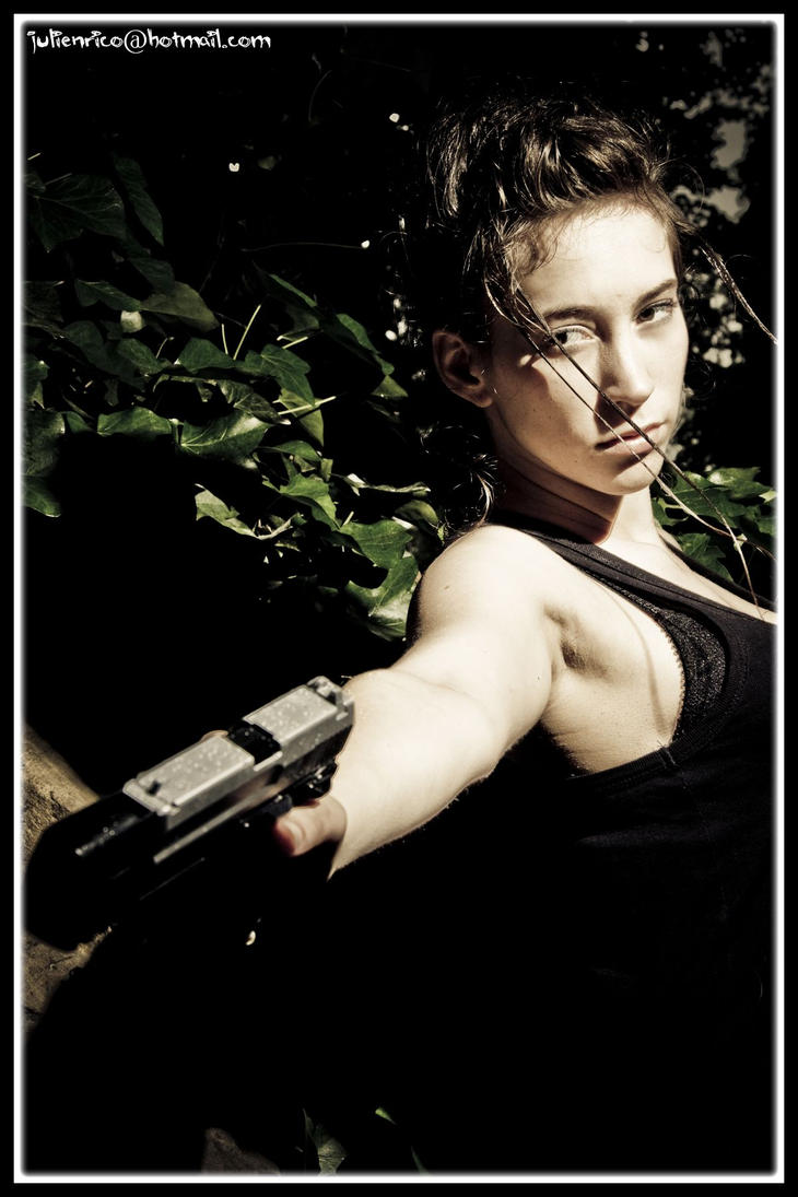 lara_croft_34_by_findenenmacil.jpg
