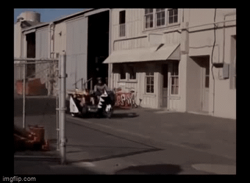 85b3bb4d0fe3a02f6ce5bf29412d6021.gif