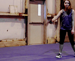 tumblr_nxok79Uyc01qfb5cjo6_r1_250.gif