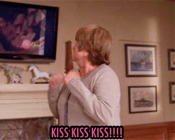 tumblr_lrwo9f6EeW1qa6ba6o3_250.gif
