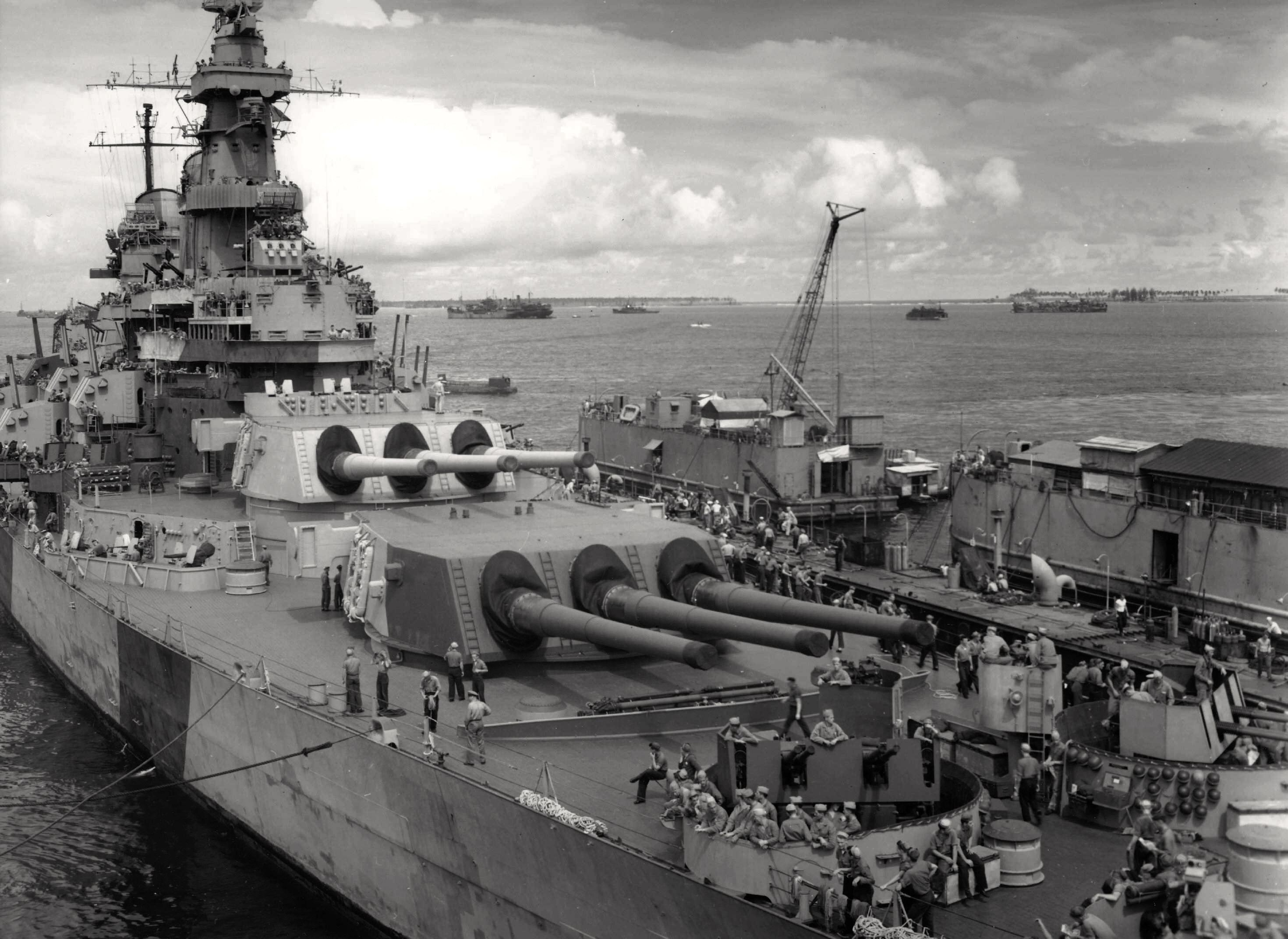 ship_iowa14.jpg