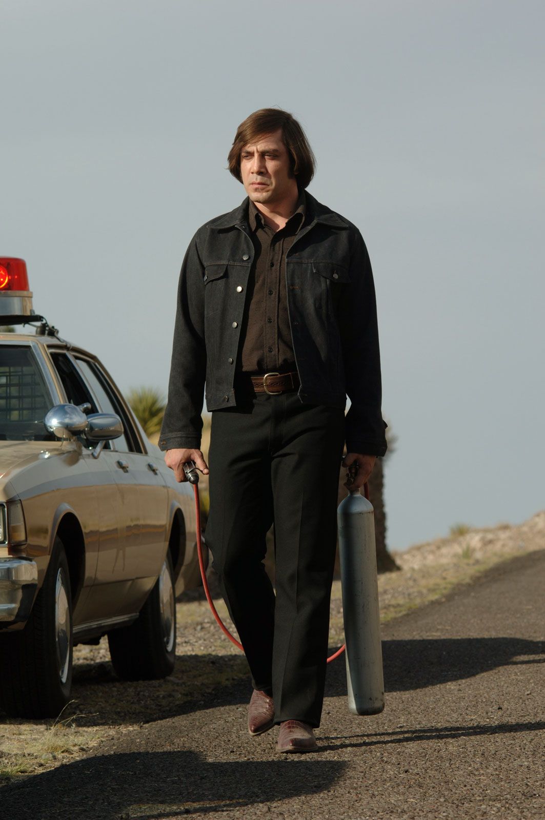 Anton-Chigurh-No-Country-for-Old-Men.jpg