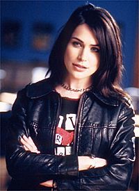 dfa17b5d3f744cbea497a703df5b8e03--rena-sofer-brunettes.jpg