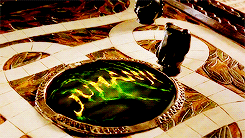 tumblr_n1ohf8Pavi1qm7xlio6_250.gif