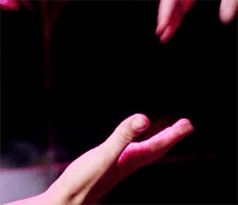 tumblr_ol8xzxQm1X1rrkahjo3_400.gif