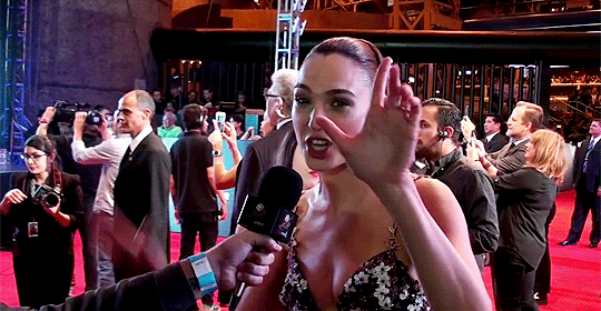 tumblr_o551nbSLSd1qbjy8co1_540.gif