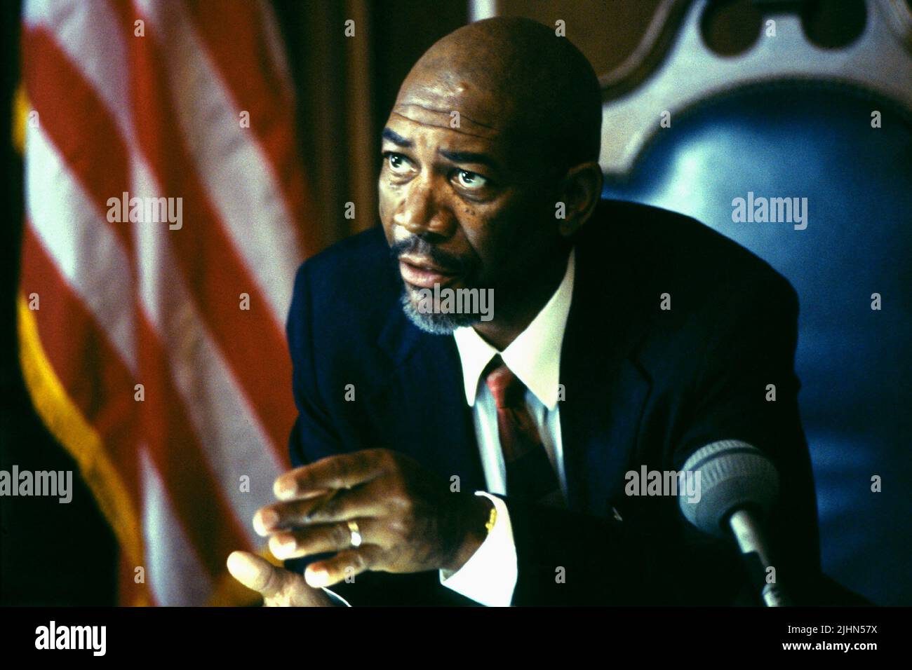 morgan-freeman-the-bonfire-of-the-vanities-1990-2JHN57X.jpg