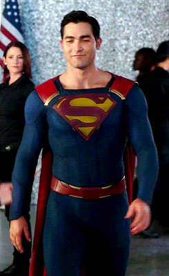 tumblr_of6mozQ9B91r8j1j3o1_250.gif