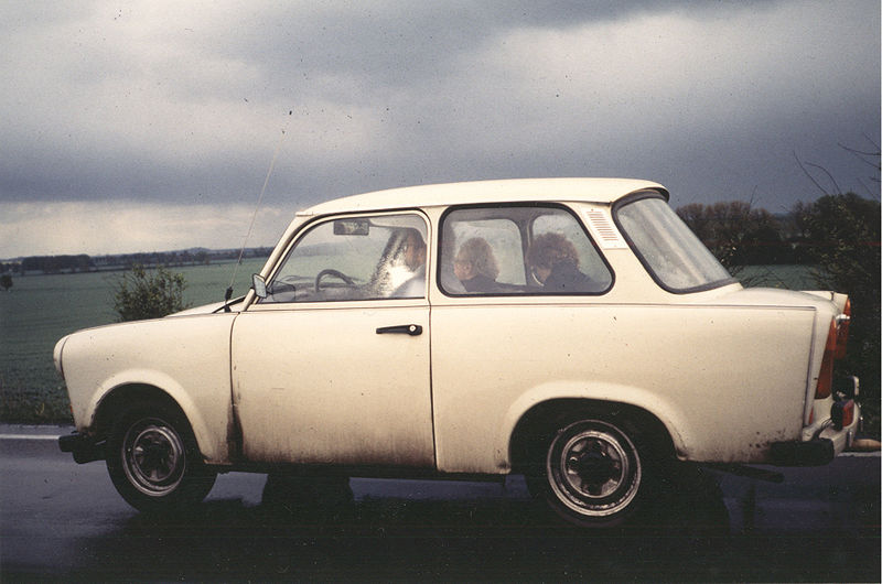 800px-Trabi_1990.jpg