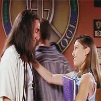 tumblr_n0k22af4e41rf76tuo7_250.gifv