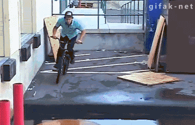 tumblr_n38bznZZAj1s2yegdo1_400.gif