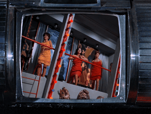 tumblr_nr7ugxipSc1s2wio8o3_500.gif