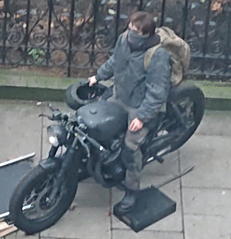 0701-Batman-Filming2021-2.jpg