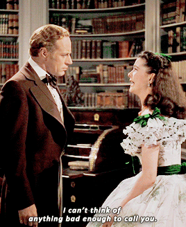 tumblr_olwg0sEM741r11s4xo2_400.gif