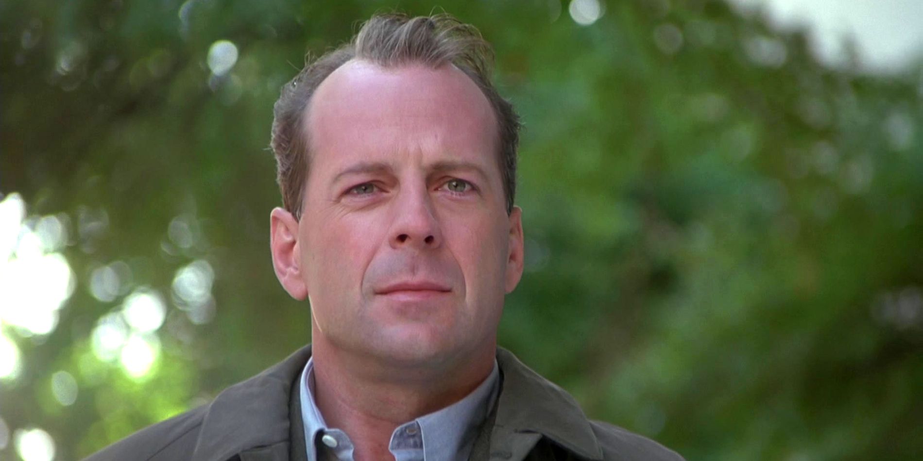 the-sixth-sense-bruce-willis.jpg