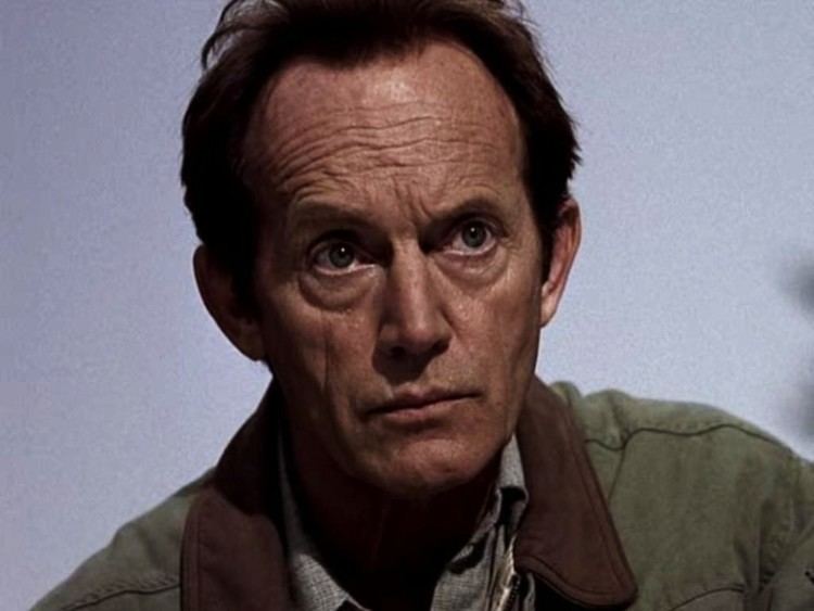 lance-henriksen-ba92b7b3-bcfa-47e1-a1d9-db0056b25ba-resize-750.jpeg