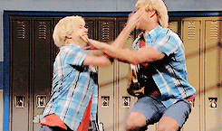 tumblr_nkvv3nMCac1qhzi2jo3_250.gif
