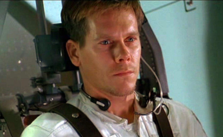 Kevin-in-apollo-13-kevin-bacon-1298058-911-560.jpg