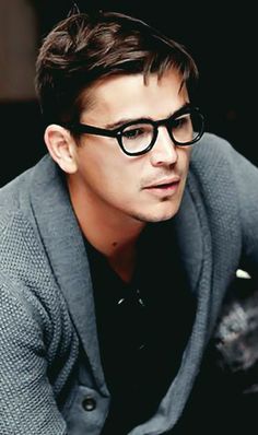 0ee47f74bbef265d8e26d6aee5022f08--fake-glasses-glasses-style.jpg