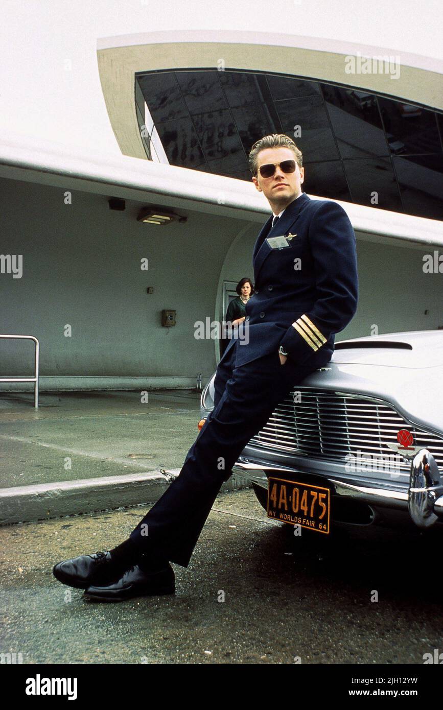 leonardo-dicaprio-catch-me-if-you-can-2002-2JH12YW.jpg