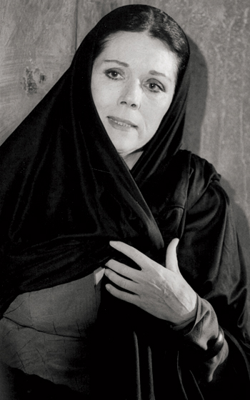 Diana-Rigg-Medea.jpg