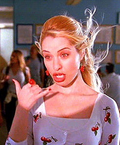 tumblr_nev4ztAPtO1qzi80do1_r1_250.gif