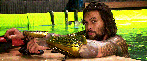 jason-momoa-aquaman.gif